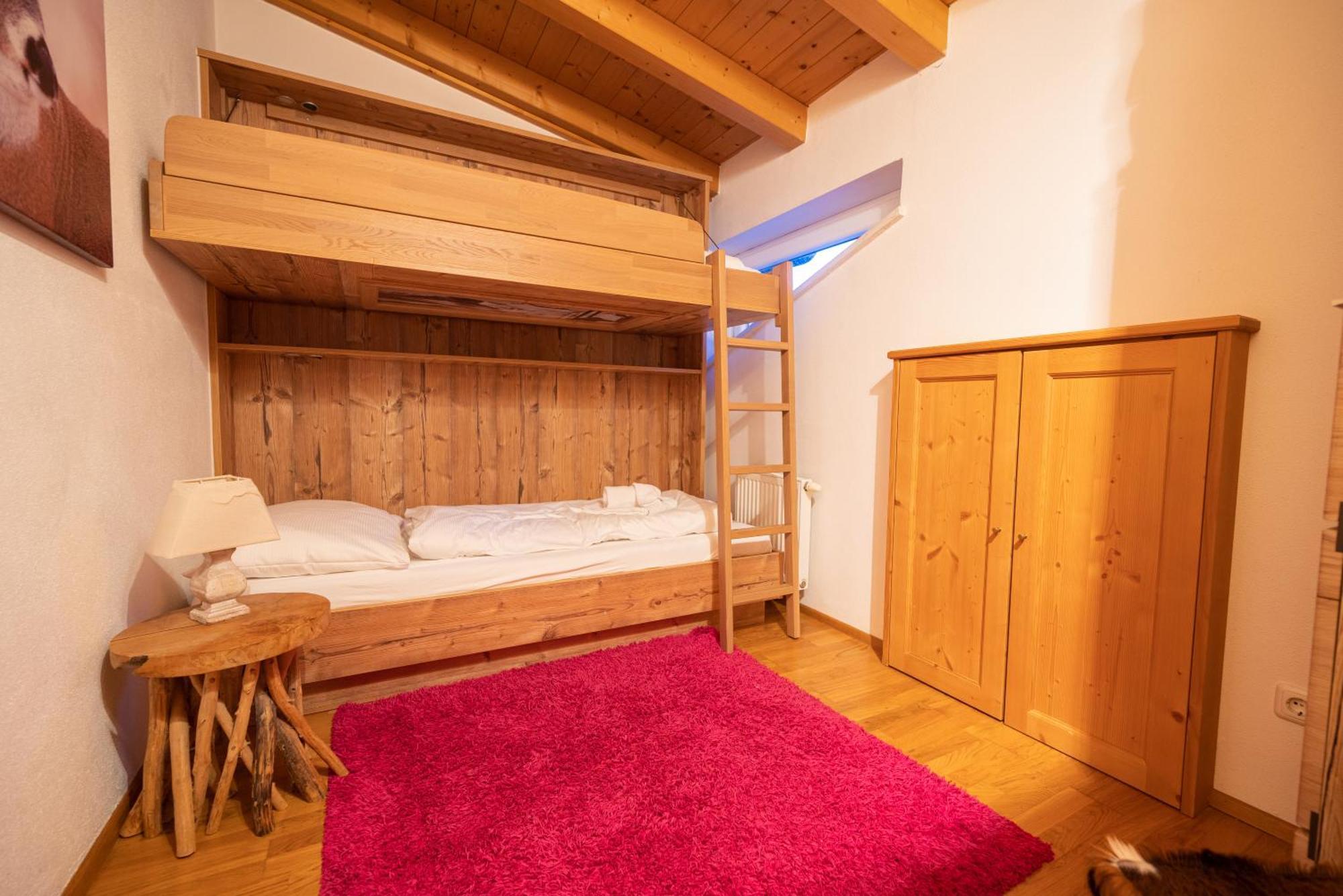 All Seasons Lodge By All In One Apartments Kaprun Exterior photo