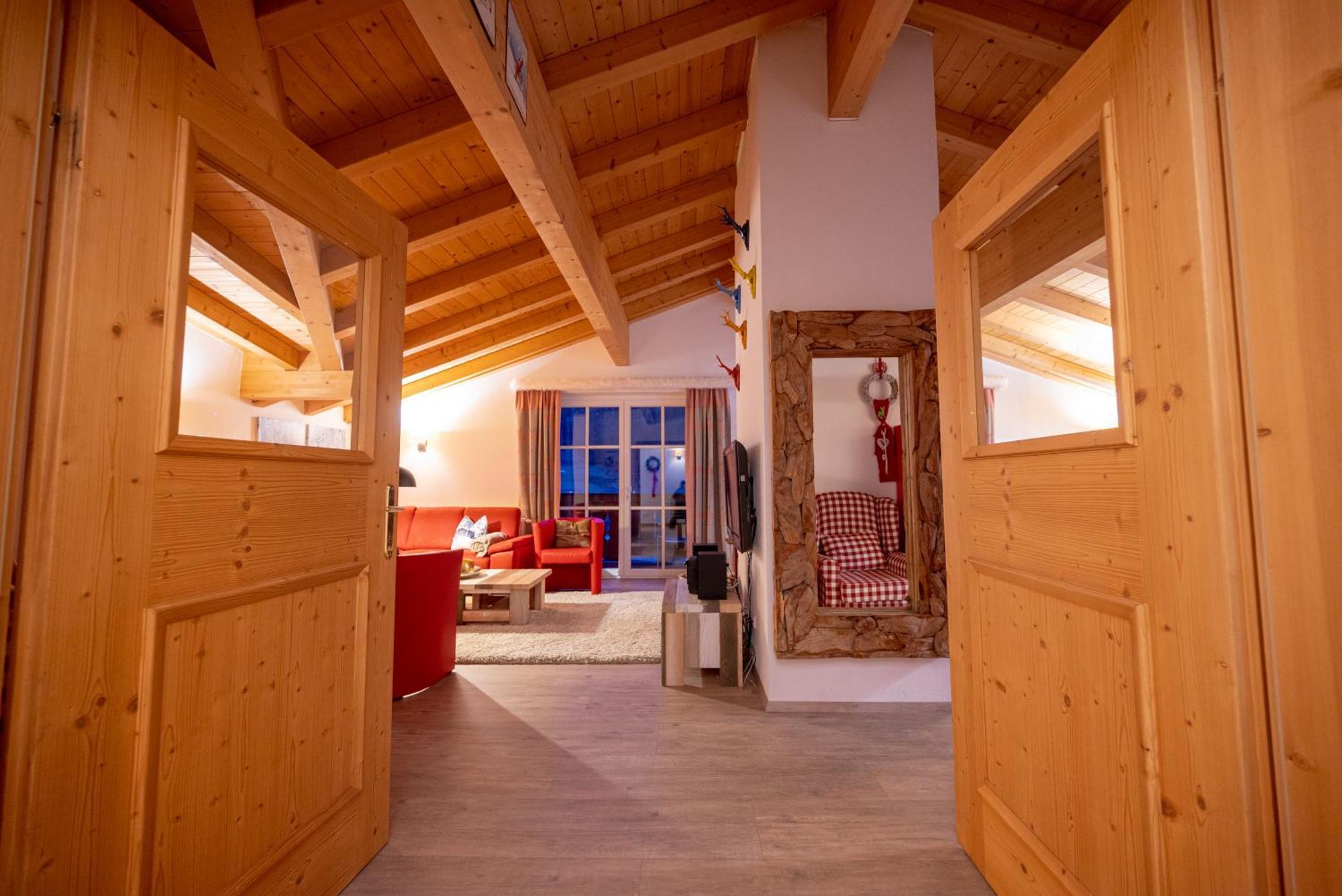 All Seasons Lodge By All In One Apartments Kaprun Exterior photo