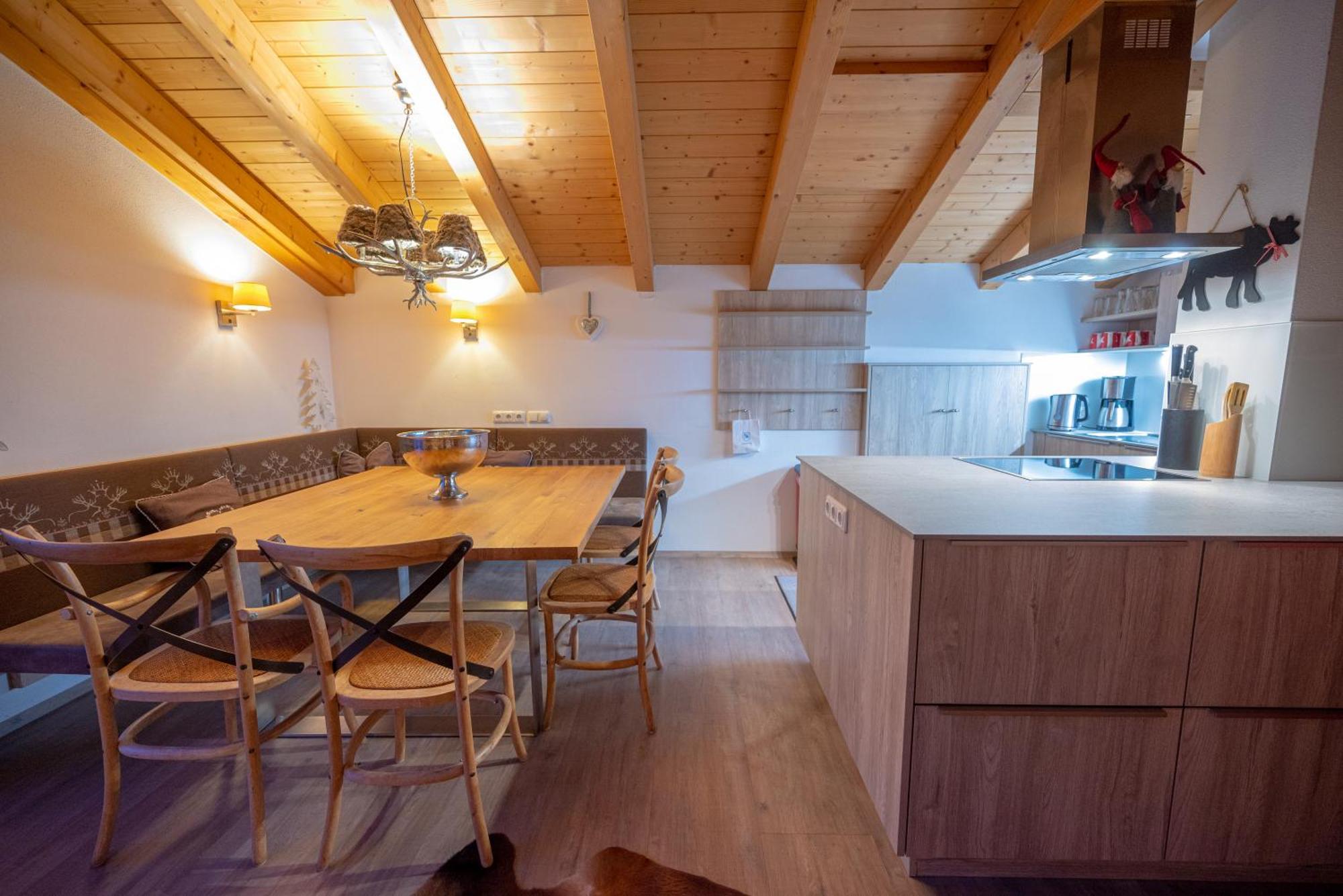 All Seasons Lodge By All In One Apartments Kaprun Exterior photo