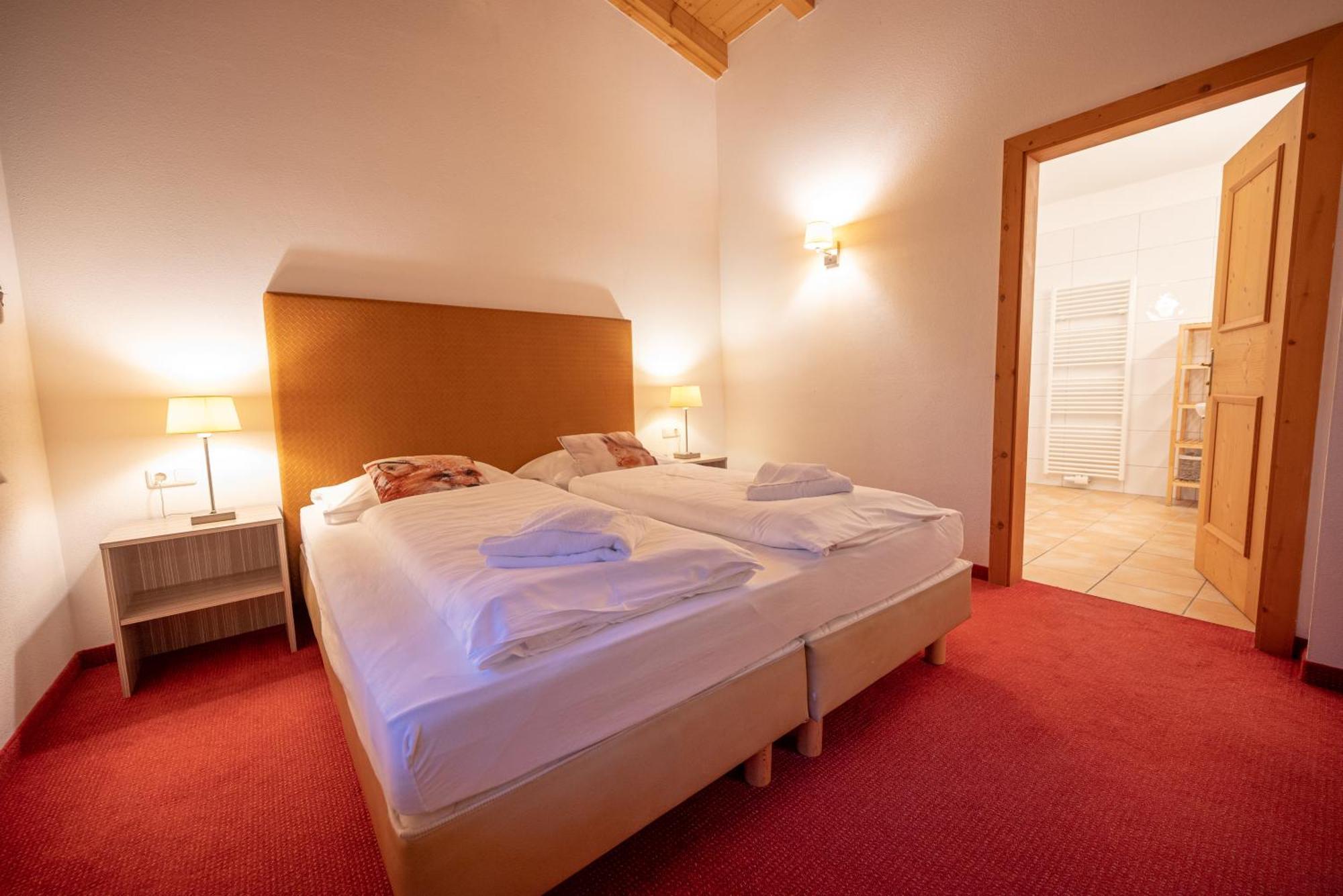 All Seasons Lodge By All In One Apartments Kaprun Exterior photo